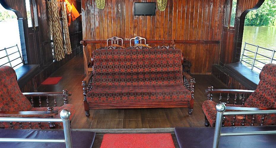 Kalloos Houseboats, Alleppey 5